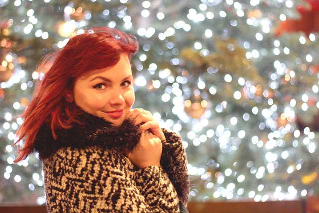 Paige Joanna South Kensington Adora exploring london