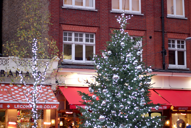 Paige Joanna South Kensington Adora exploring london