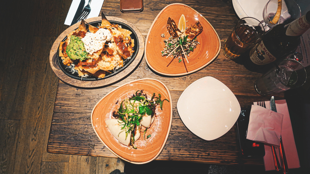 Giraffe World Kitchen